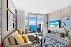 Luxury 2BR Pools & Free Parking